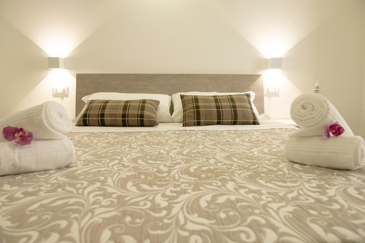 Joyce Luxury Suite Monopoli Buitenkant foto